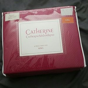 NEW 6 piece King sheet set